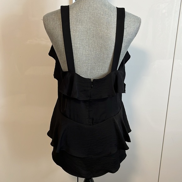 MICHAEL KORS NWOT Dressy Ruffle Long Blouse Top, Size M - Picture 4 of 10